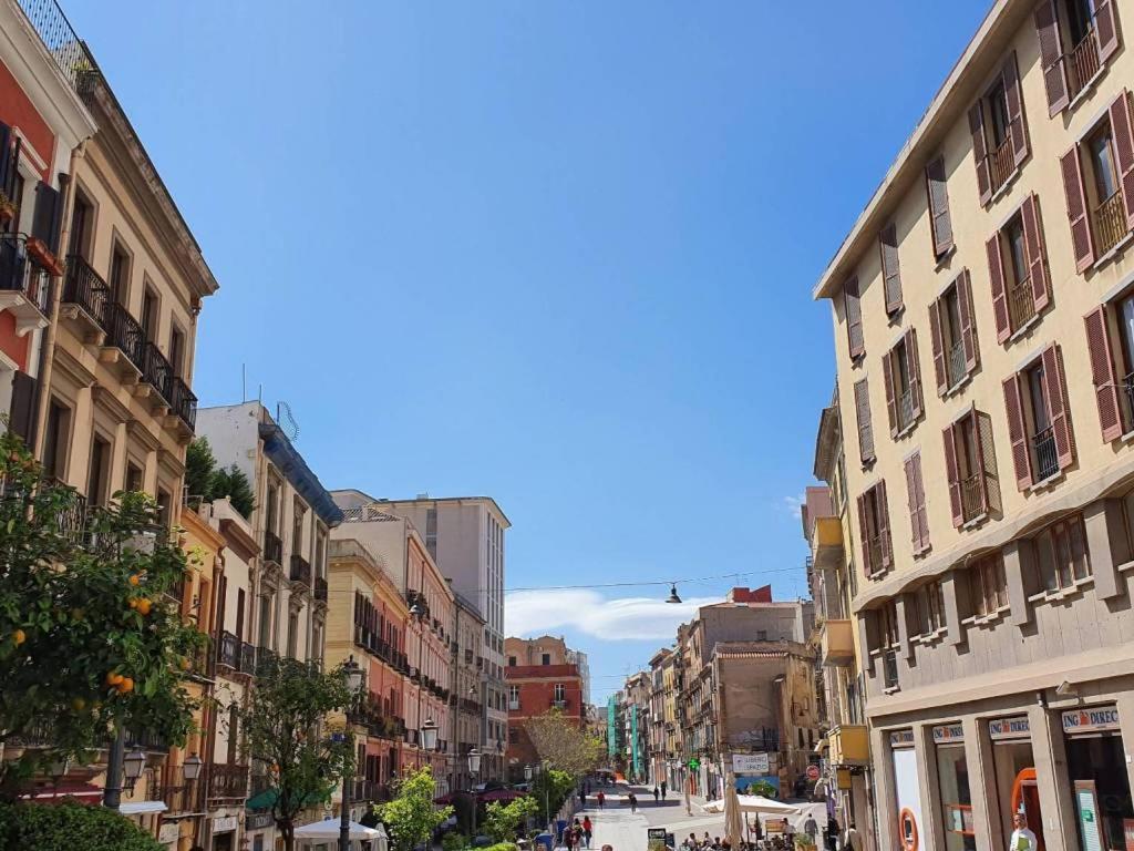 Apartamento Corso Vittorio Rustic Loft Cagliari Exterior foto